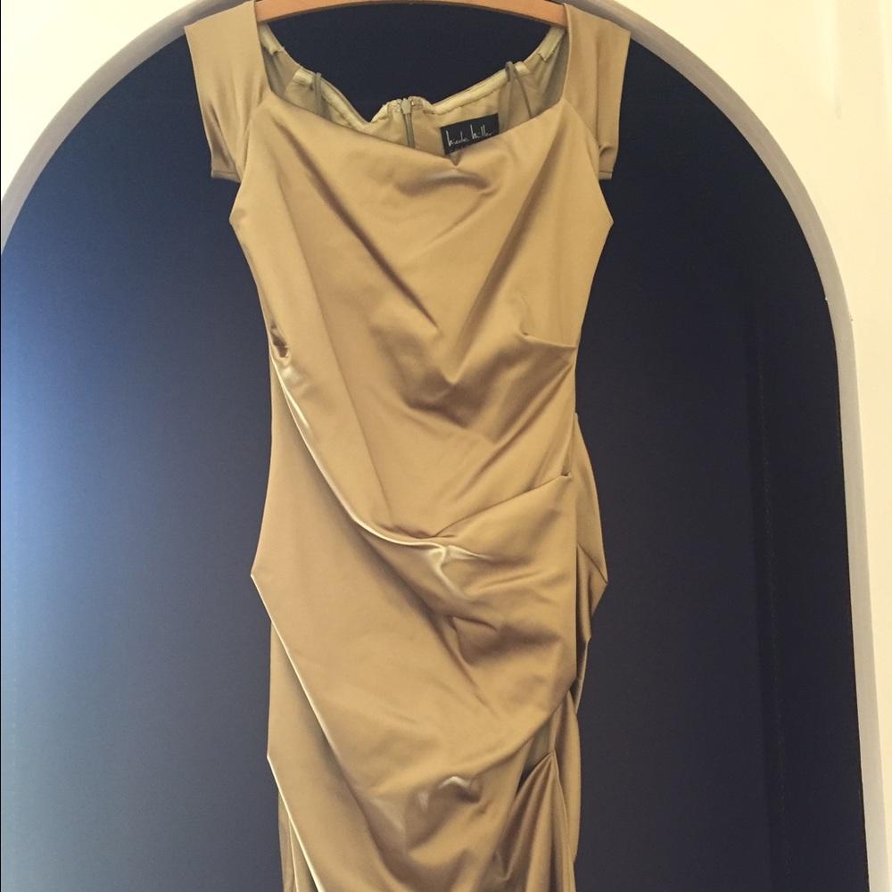 Nicole Miller size 8 gold bodycon cocktail dress.